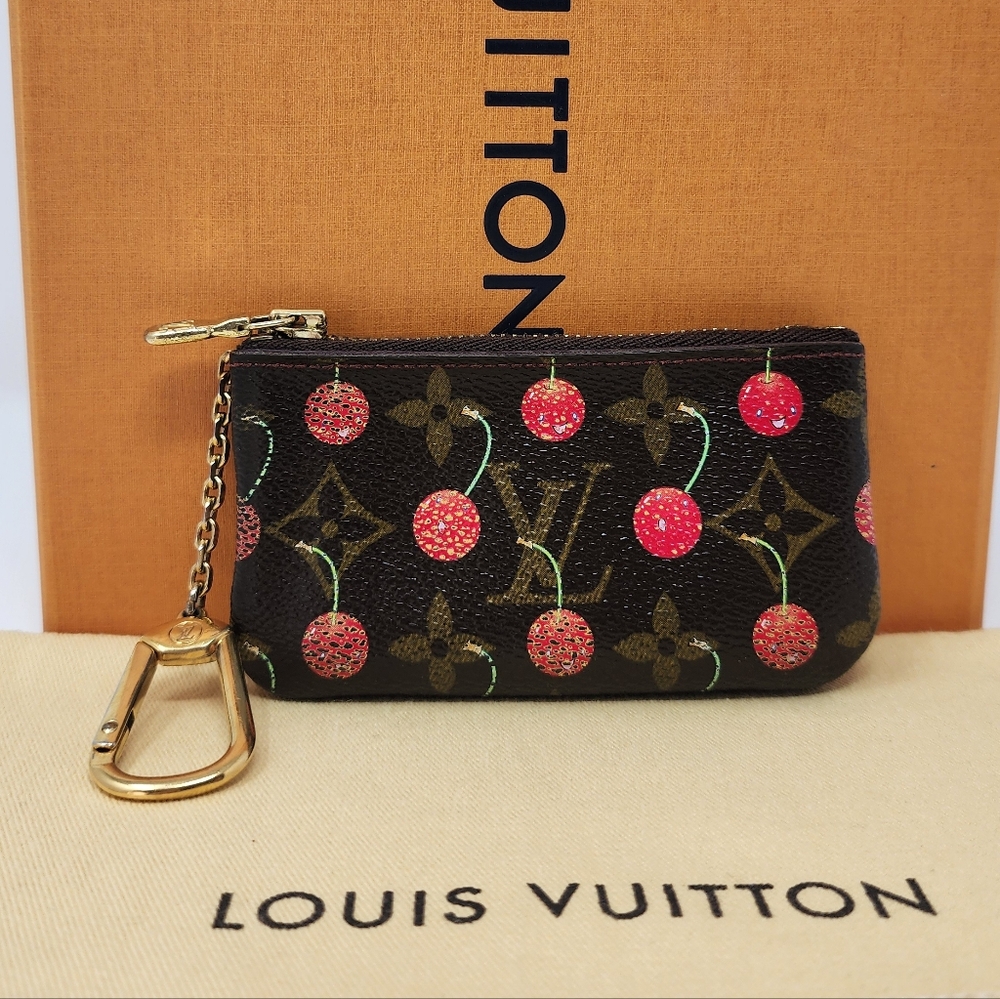 Louis Vuitton rare vintage monogram cerise keypouch.